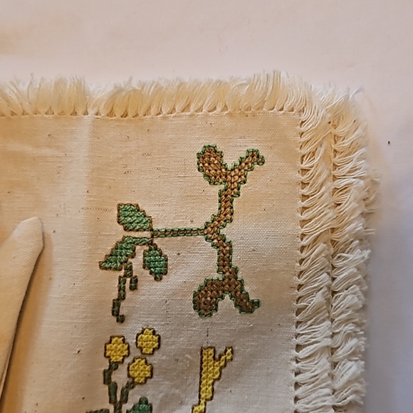 Hand Crafted placemats cross stitch yellow bird matching napkins retro 12pc set - Picture 5 of 17